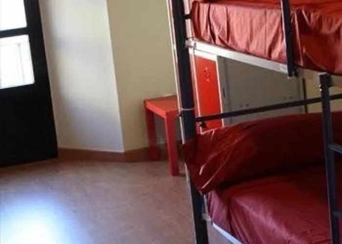 Albergue Santa Ana - Hostel Plasencia